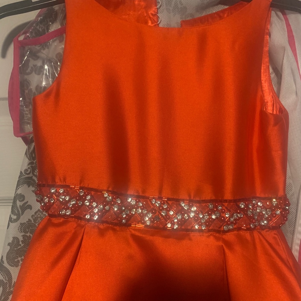 Dress - Picture 6 of 7